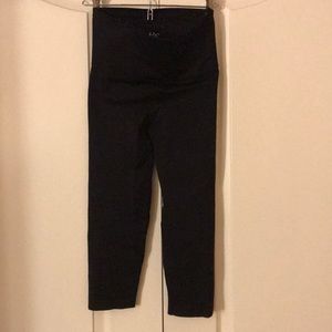 Never worn NUX activewear black capris